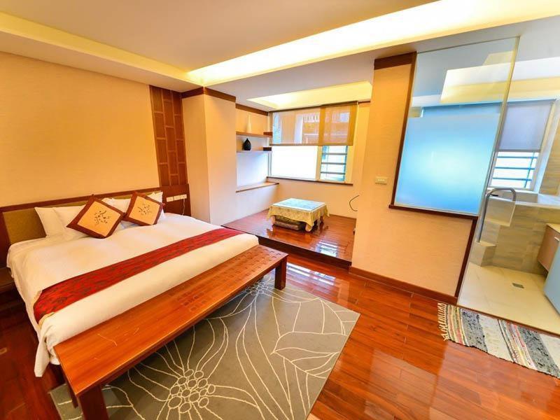 Dongpo Ti Lun Hotel Hszinji Kültér fotó