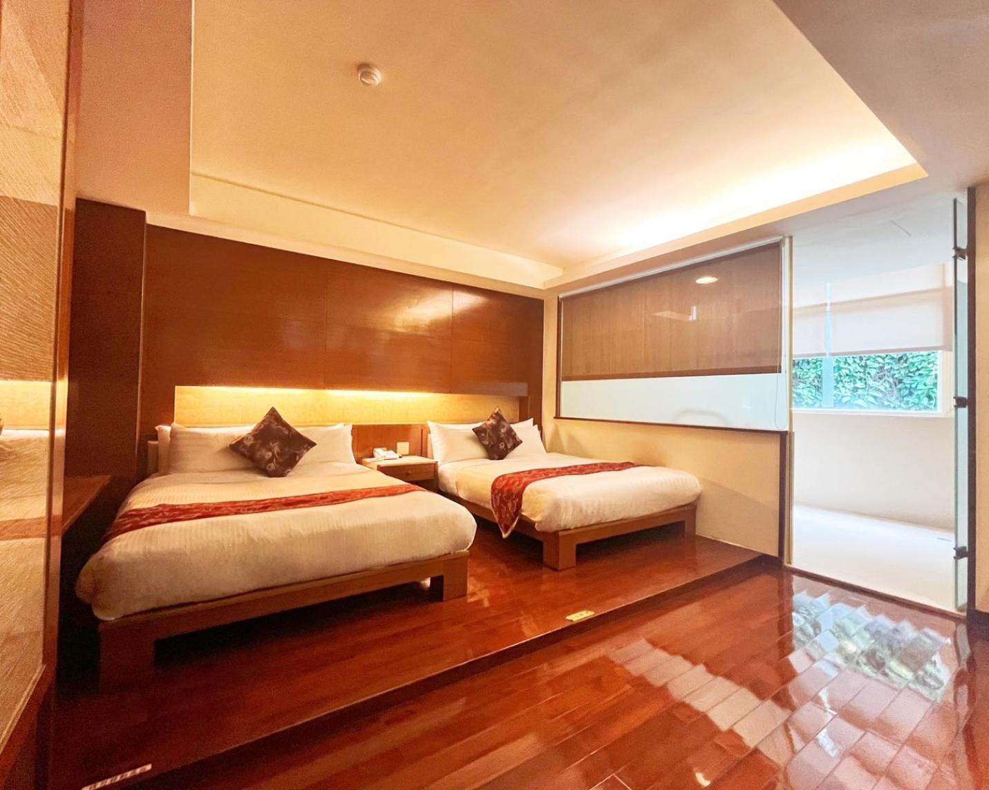 Dongpo Ti Lun Hotel Hszinji Kültér fotó