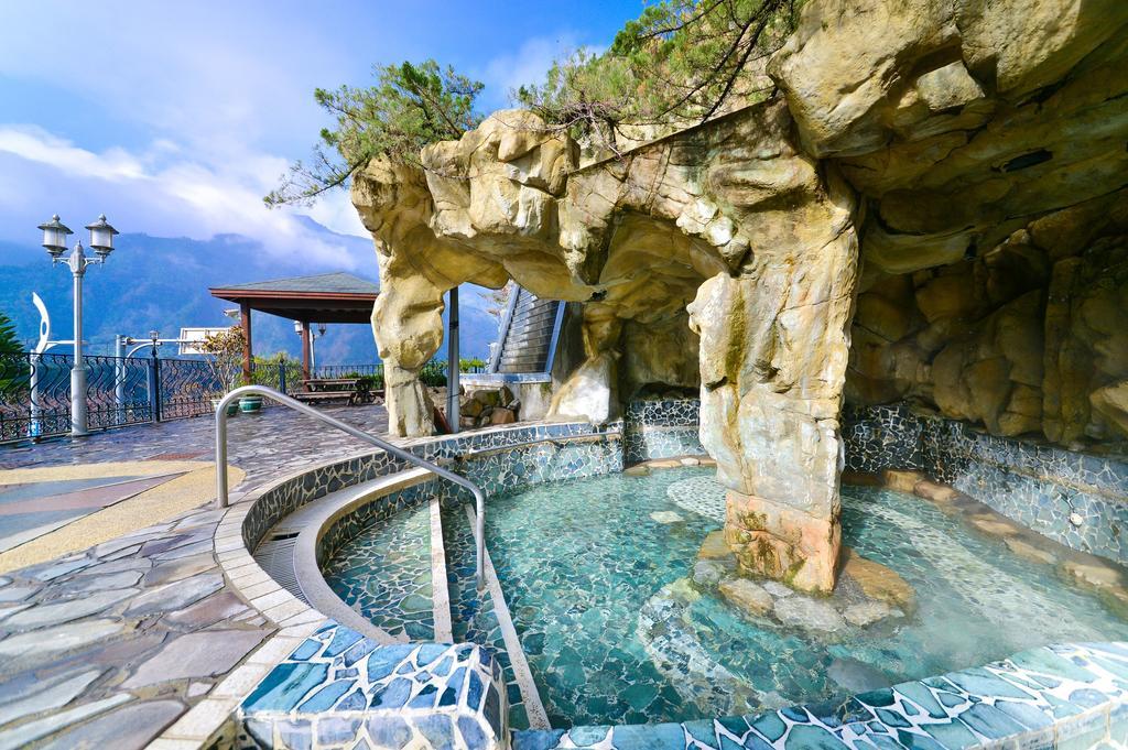 Dongpo Ti Lun Hotel Hszinji Kültér fotó