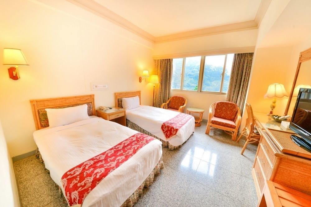 Dongpo Ti Lun Hotel Hszinji Kültér fotó